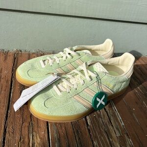 ADIDAS GAZELLE INDOOR SEMI GREEN SPARK (WOMENS)